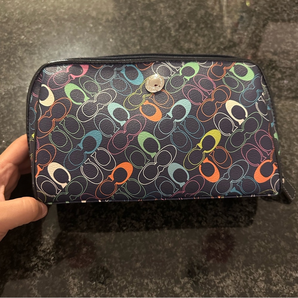 Coach | makeup bag